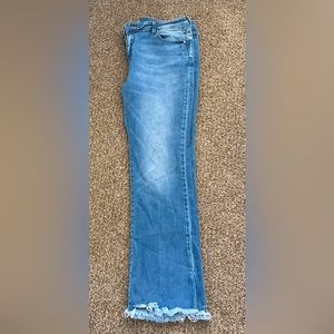 KanCan jeans size 33, distressed with fringe bottom